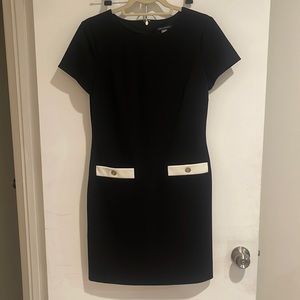 Size 4 Tommy Hilfiger black and white short sleeve sheath dress